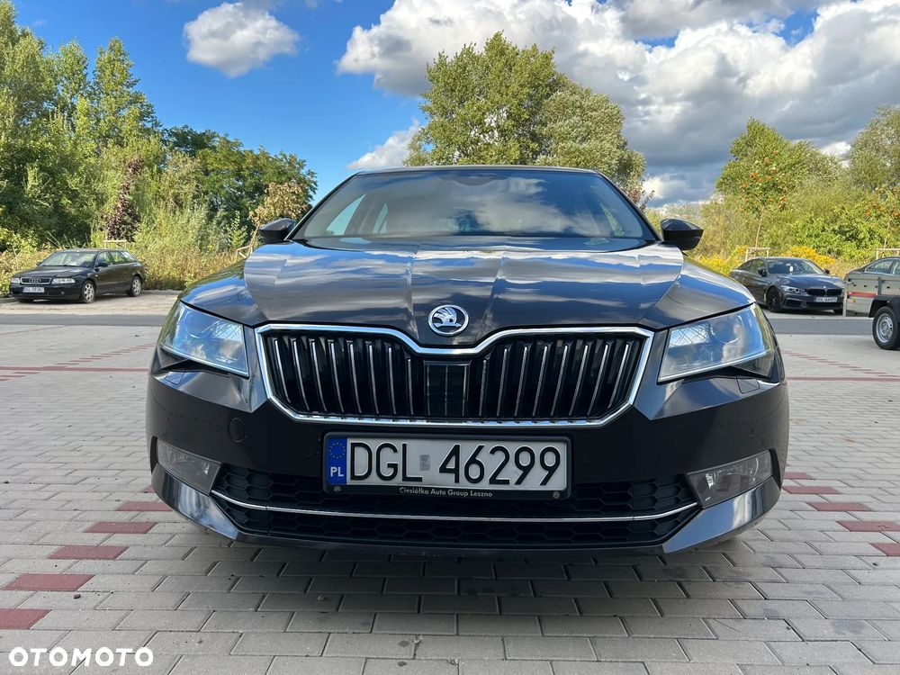 Skoda Superb 2.0 TDI 4x4 L&K DSG - 5