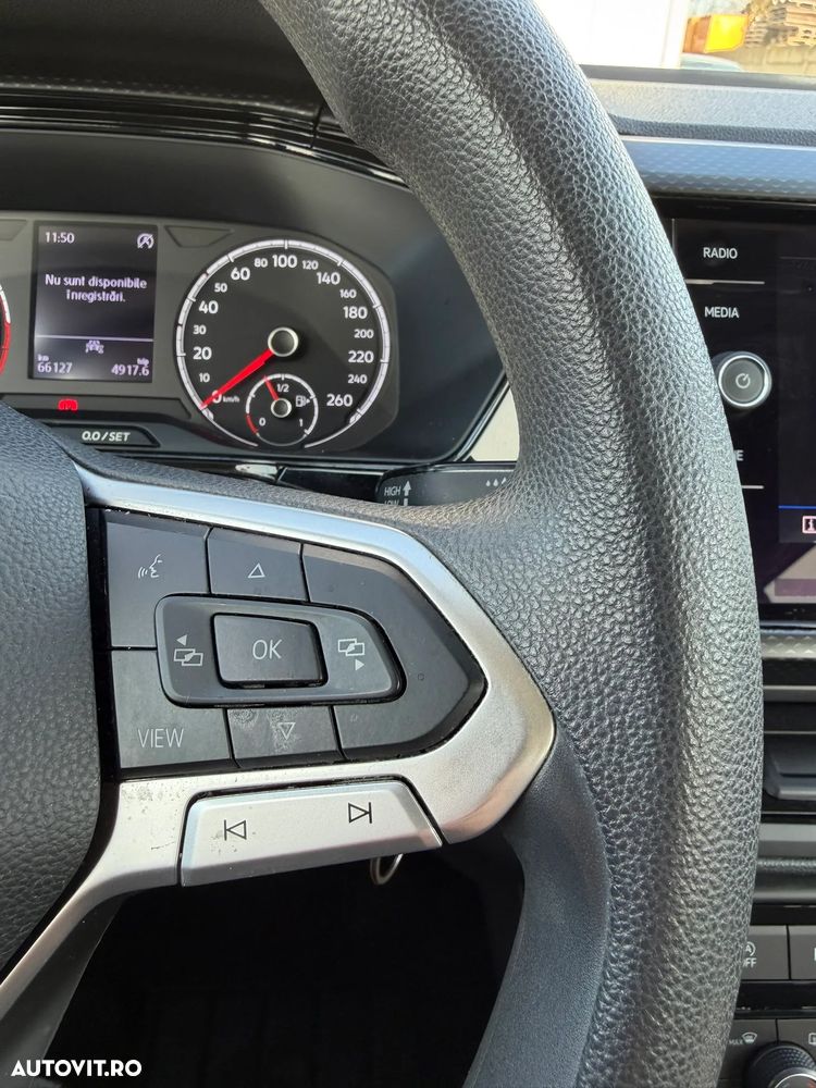 Volkswagen T-Cross - 13