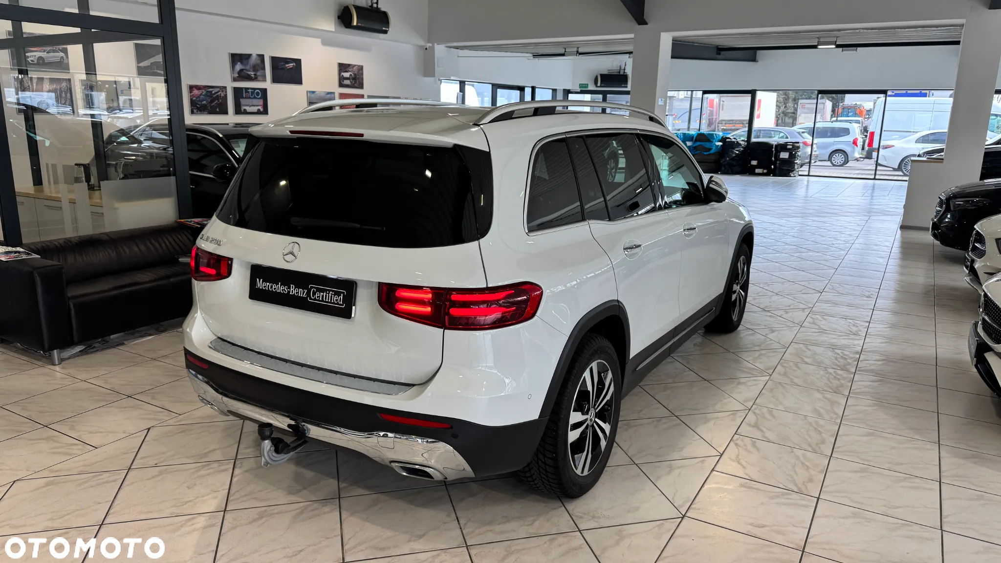 Mercedes-Benz GLB 200 Progressive 7G-DCT - 5