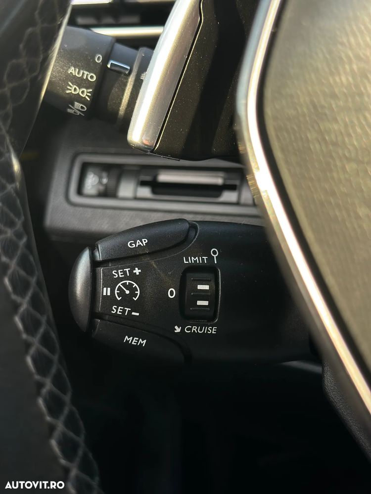 Peugeot 3008 - 18