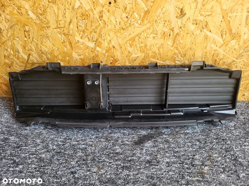 Bmw 4 g26 i4 g26 żaluzja dolna 5A1E918 - 1