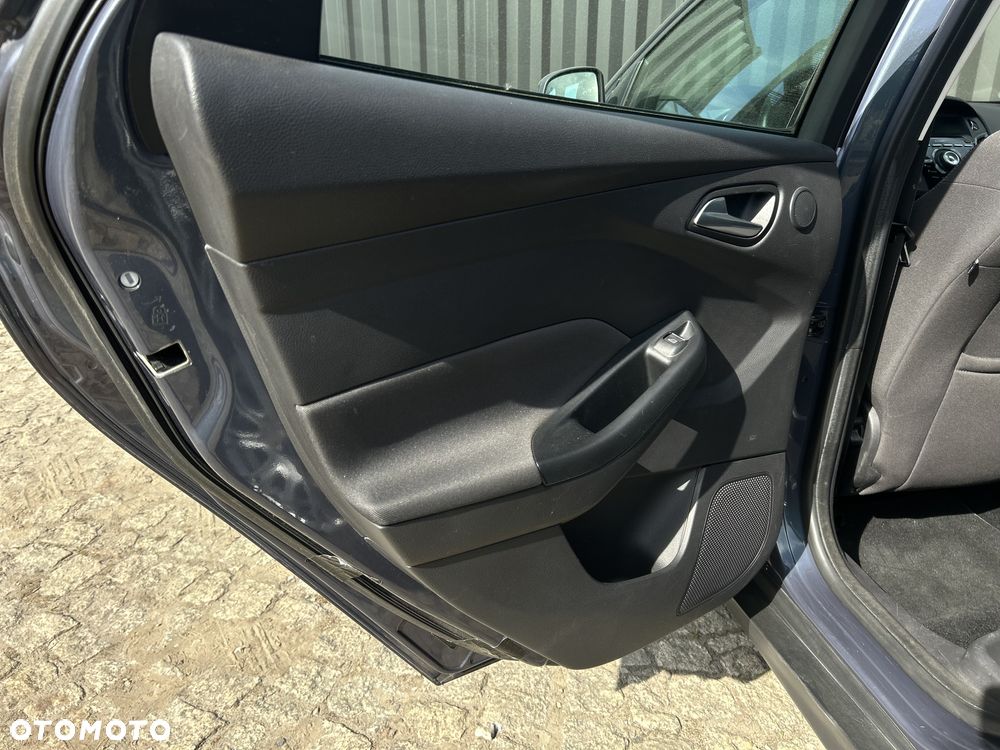 Ford Focus 1.6 EcoBoost Titanium - 26