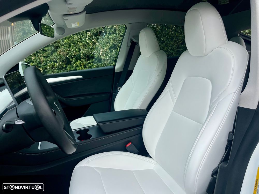 Tesla Model Y Standard - 16