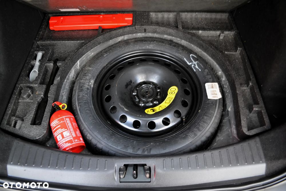 Ford Kuga 2.0 TDCi 4x4 Trend - 33