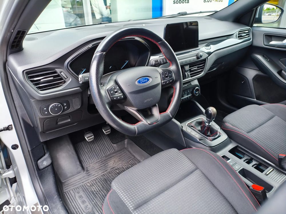 Ford Focus 1.0 EcoBoost ST-Line ASS - 4