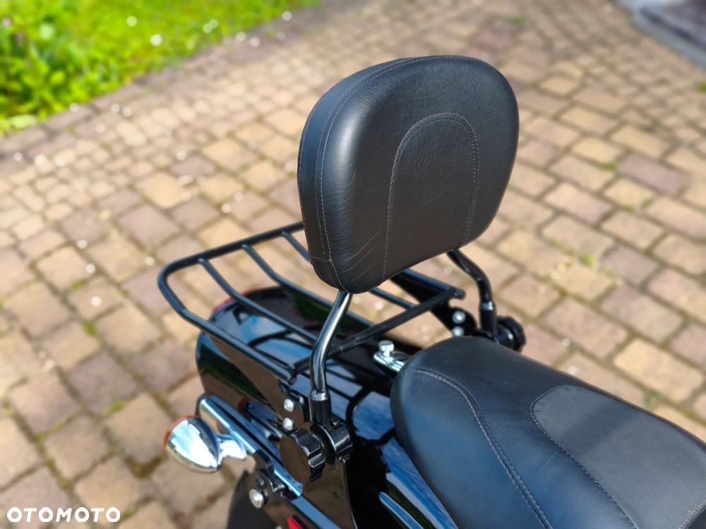 Harley-Davidson Dyna Fat Bob - 16