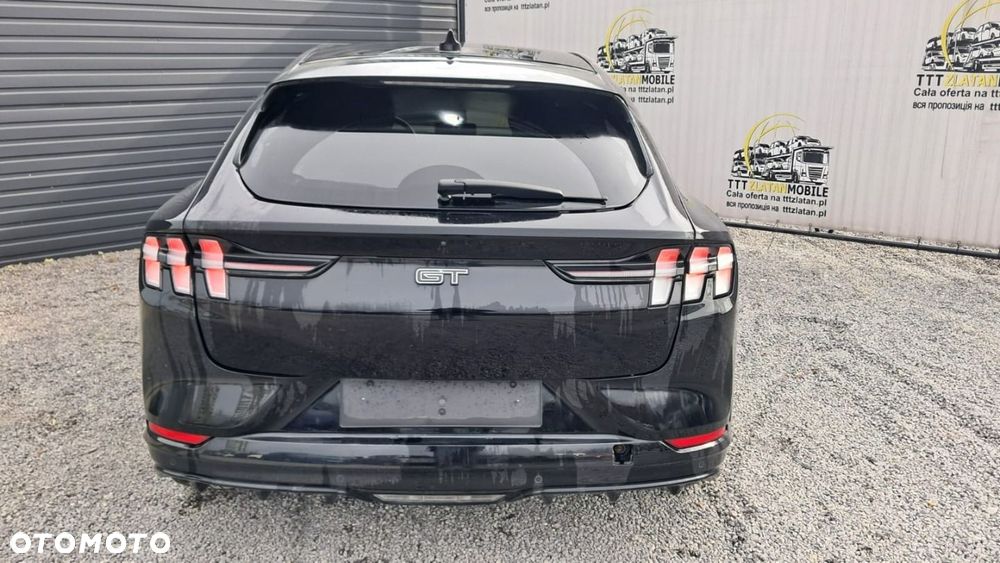 Ford Mustang Mach-E - 17