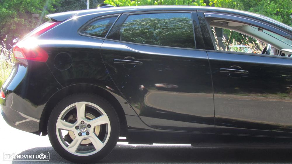 Volvo V40 1.6 D2 Kinetic - 27