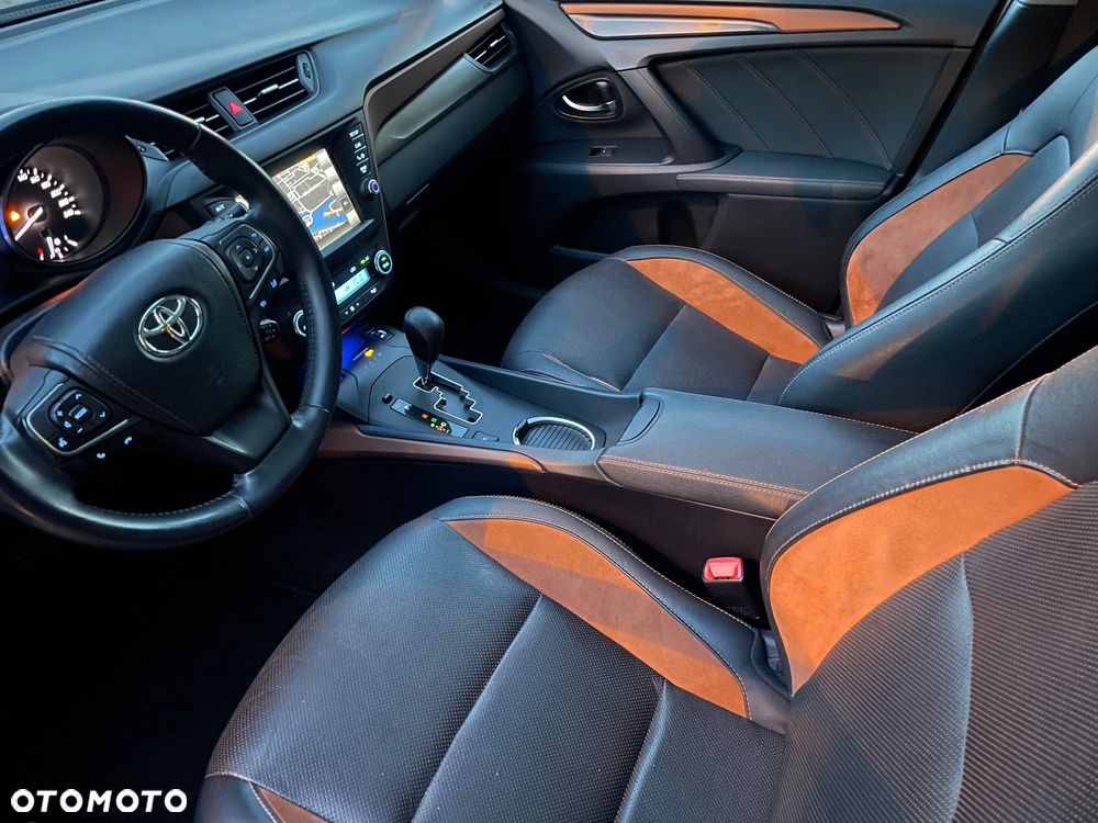Toyota Avensis 2.0 Premium MS - 7