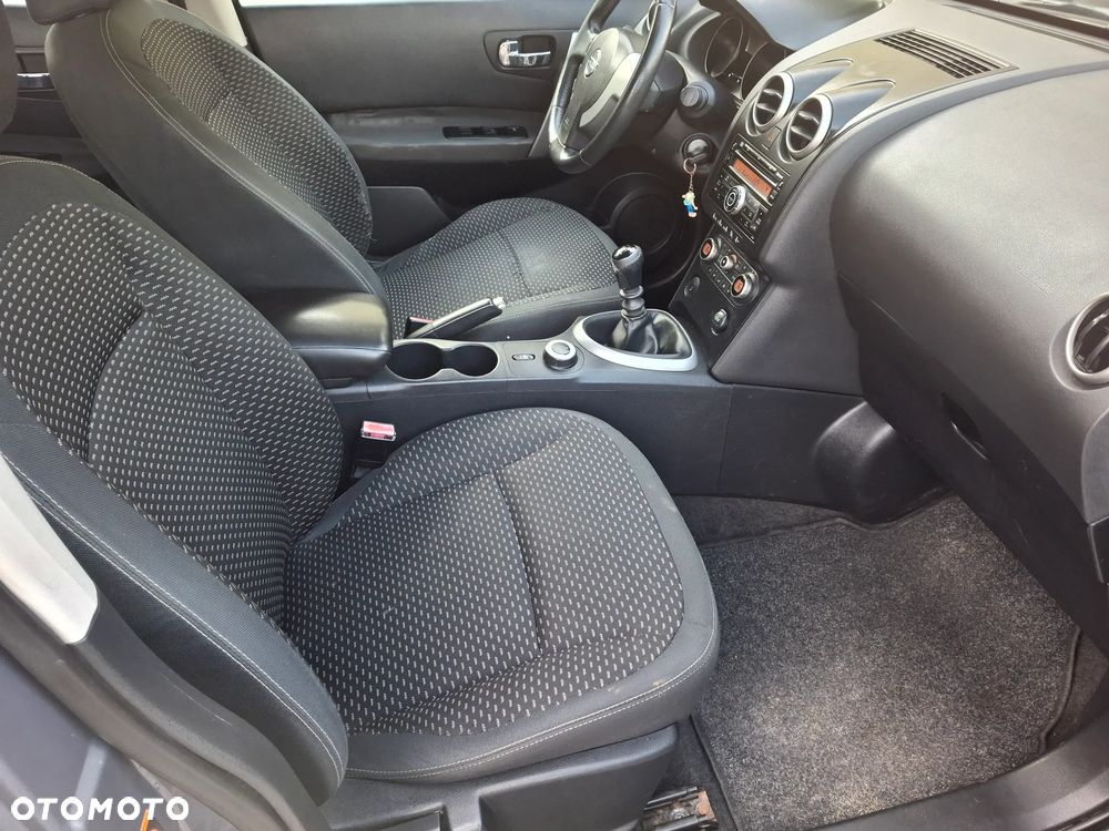 Nissan Qashqai 2.0 dCi 4 x 4 DPF acenta - 25