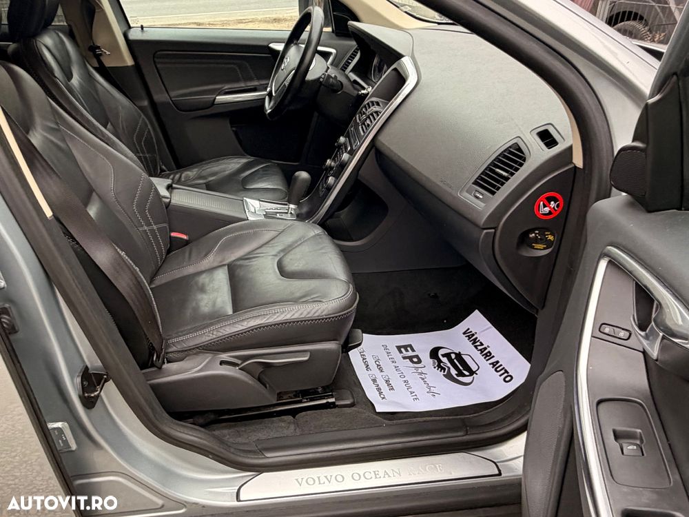 Volvo XC 60 D4 AWD Geartronic Ocean Race - 16