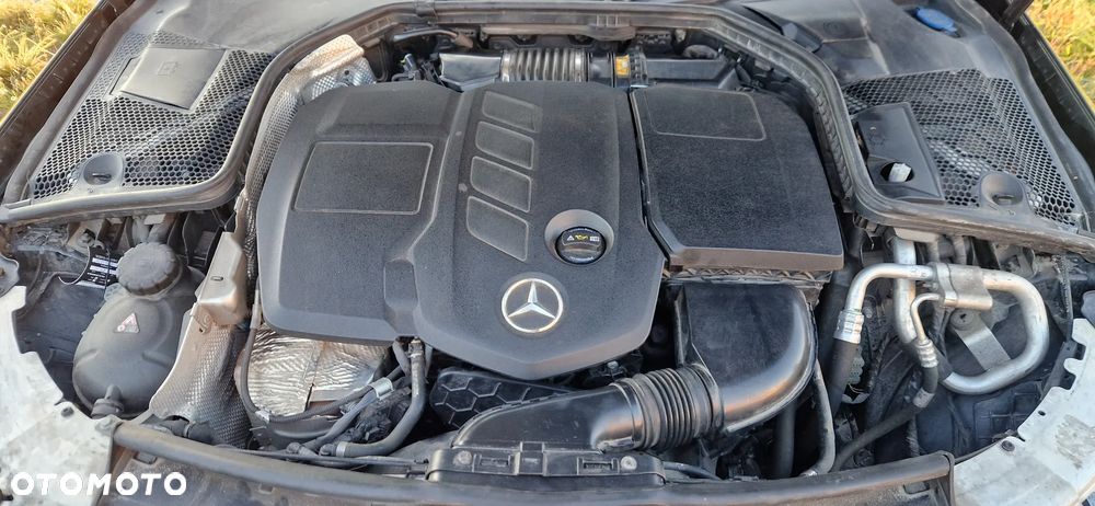 Mercedes-Benz Klasa C 220 d 9G-TRONIC - 19