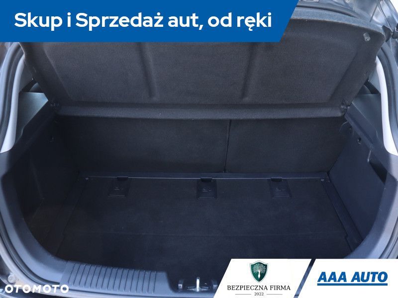Kia Rio - 15