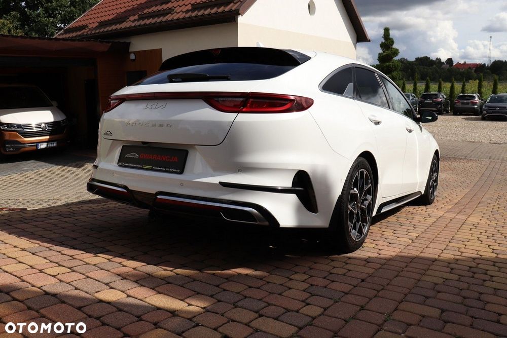 Kia ProCeed 1.5 T-GDI GT Line DCT - 36