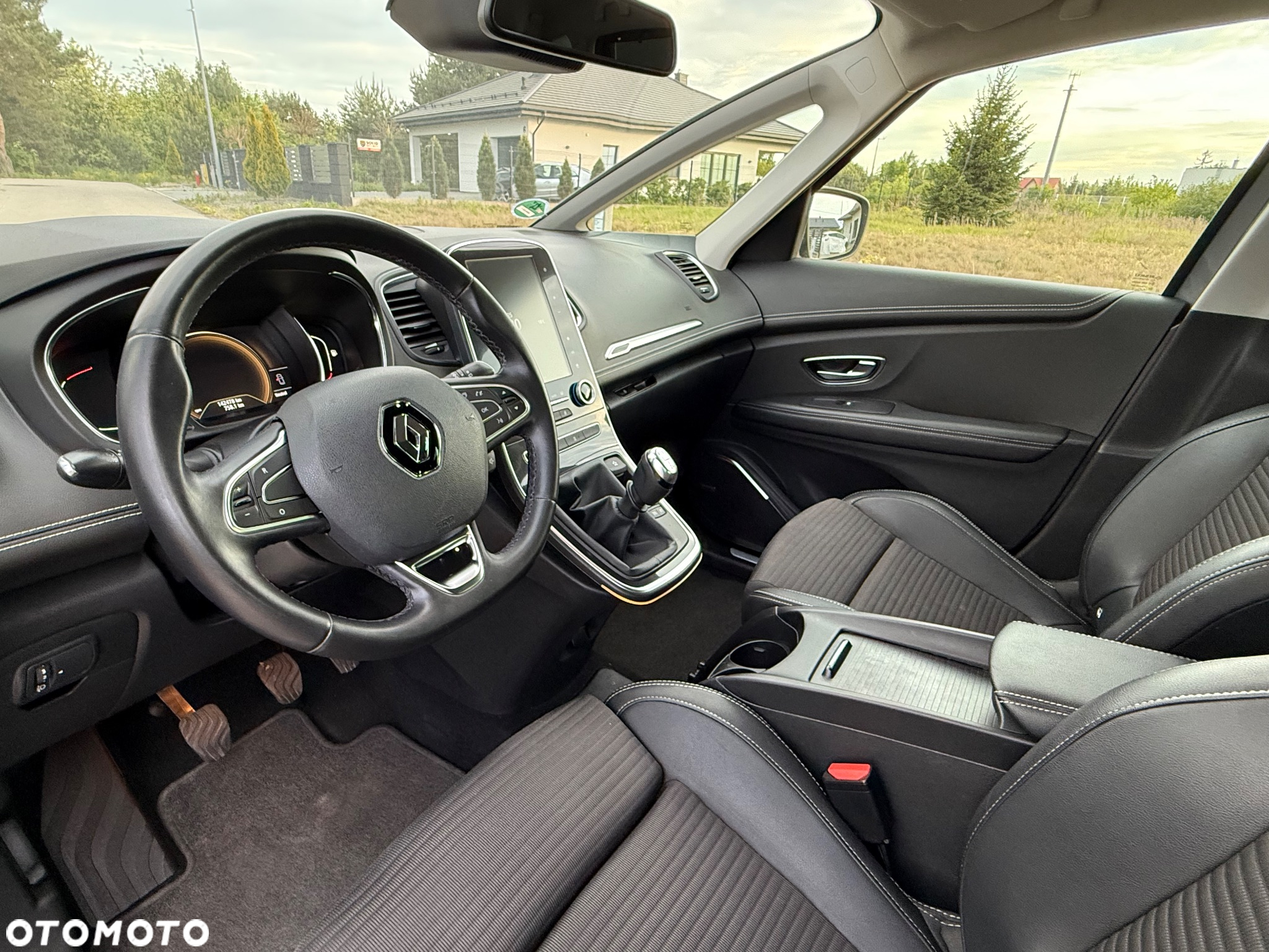 Renault Scenic ENERGY TCe 130 S&S Bose Edition - 25