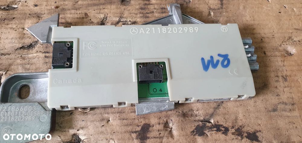 Wzmacniacz anteny moduł Mercedes W211 A2118202989 - 7