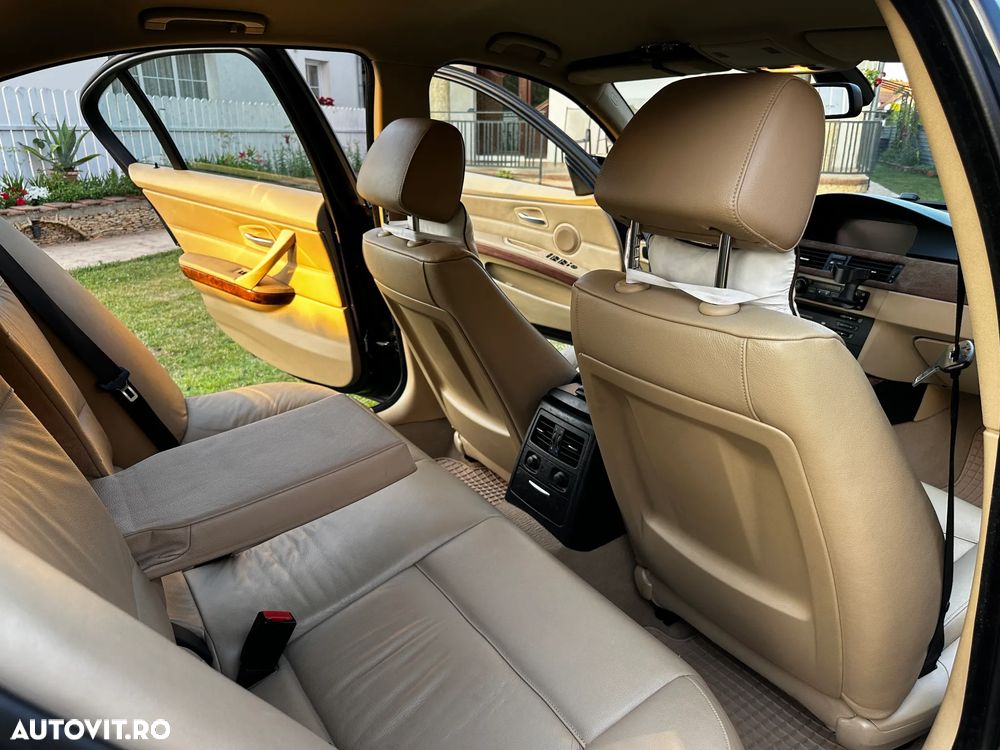 BMW Seria 3 - 16