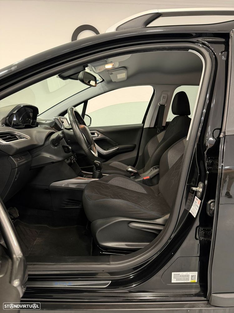 Peugeot 2008 1.2 PureTech Style - 10