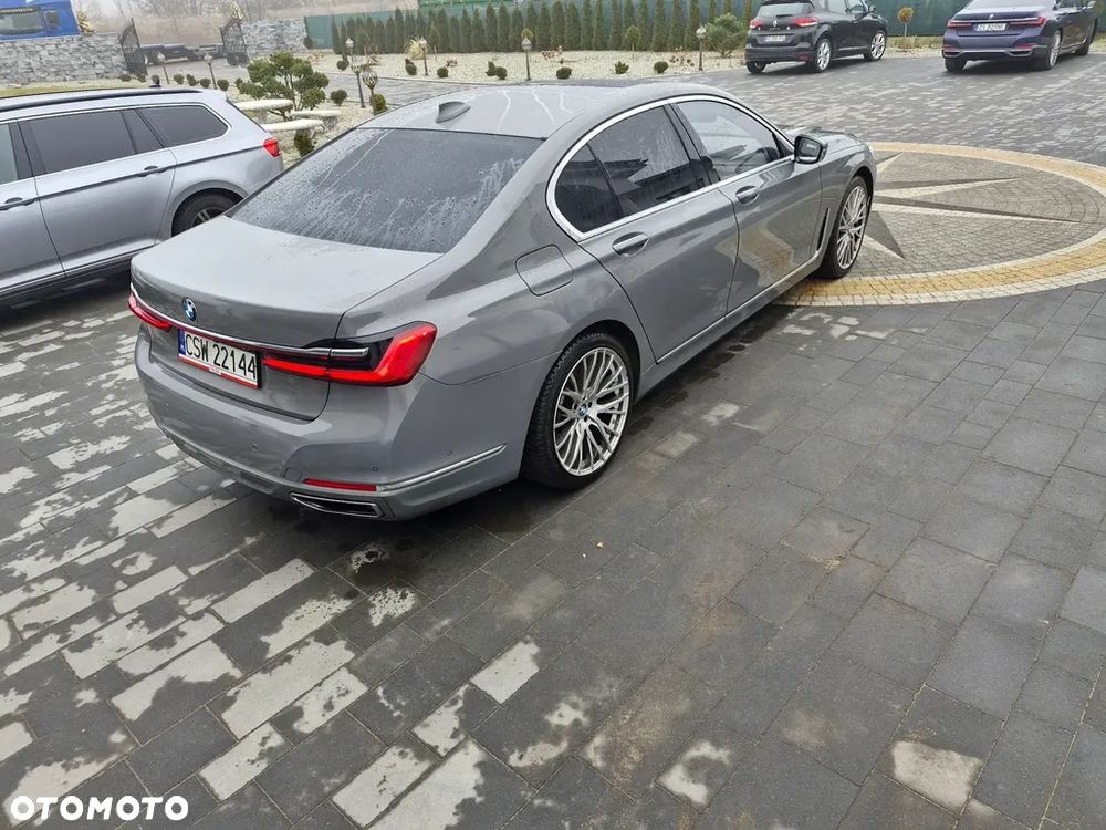 BMW Seria 7 740d xDrive sport - 6