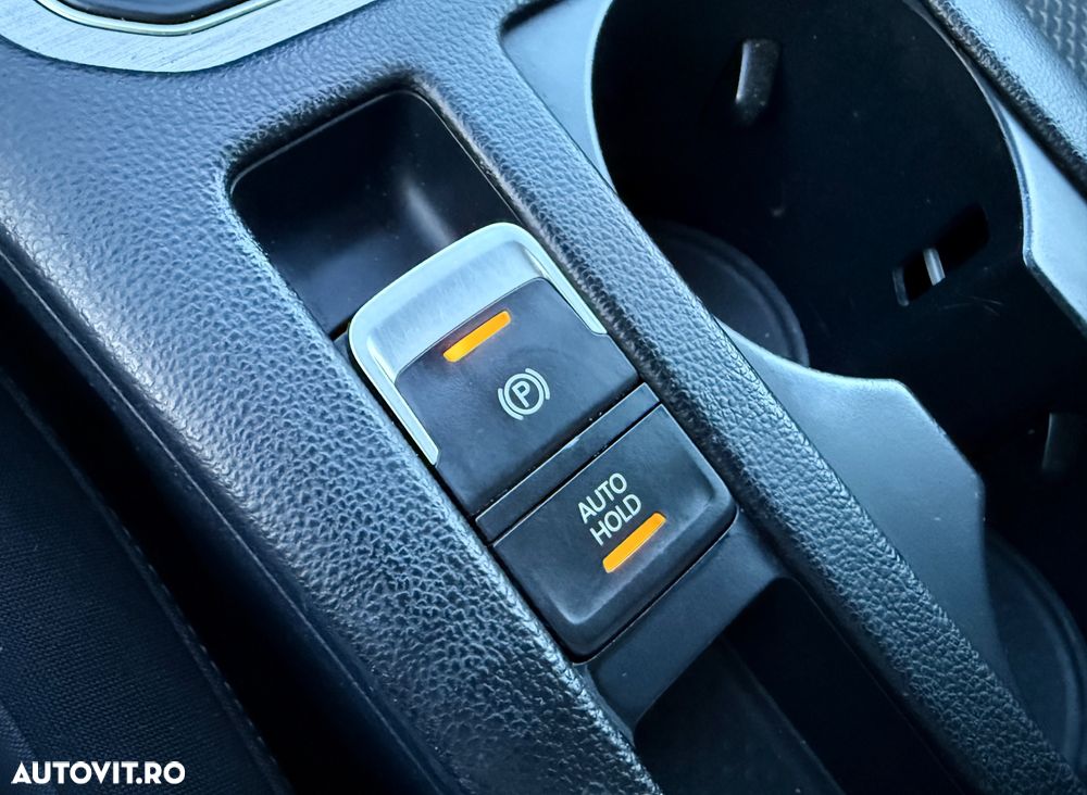 Volkswagen Passat 1.4 TSI Trendline - 15