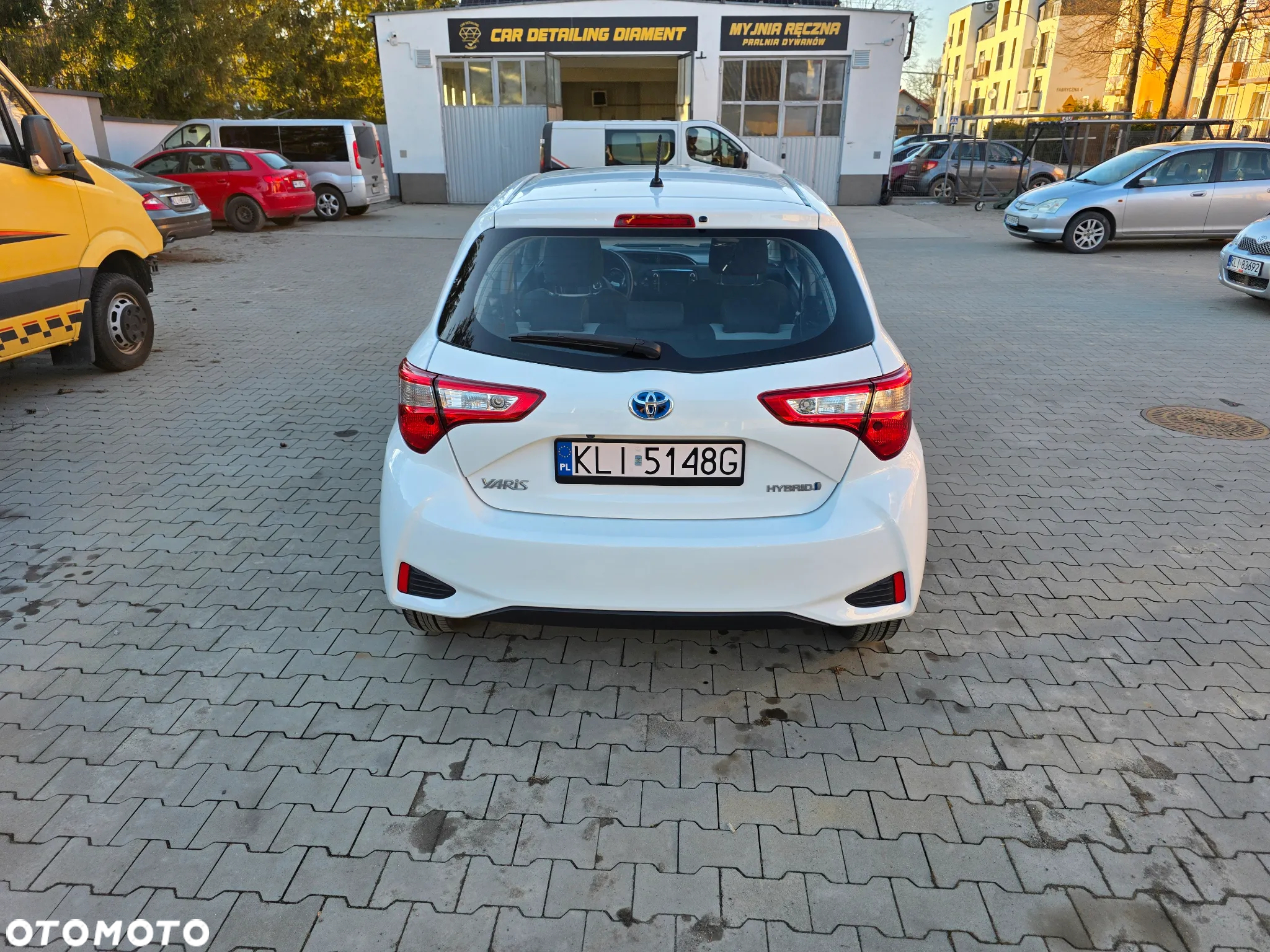 Toyota Yaris Hybrid 1.5 VVT-i Comfort - 7