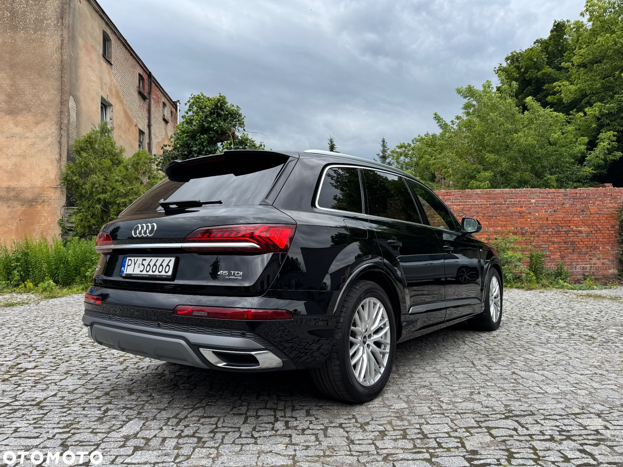 Audi Q7 - 11