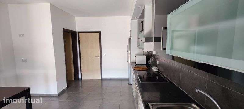 Vendo t2 vila da chamusca - Grande imagem: 2/7