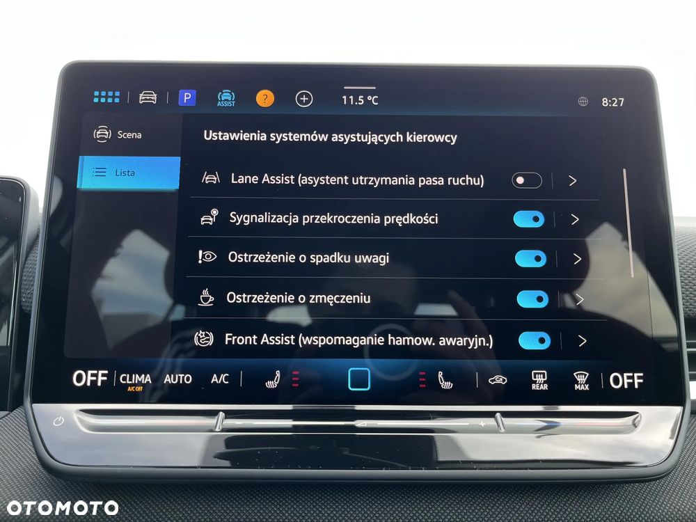 Volkswagen T-Roc 1.5 eTSI Life DSG - 33