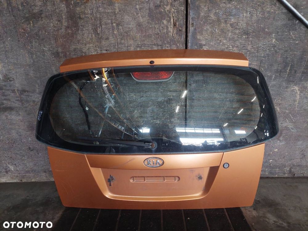 KLAPA BAGAŻNIKA + LAMPY KIA PICANTO I HB 5D O3 - 6