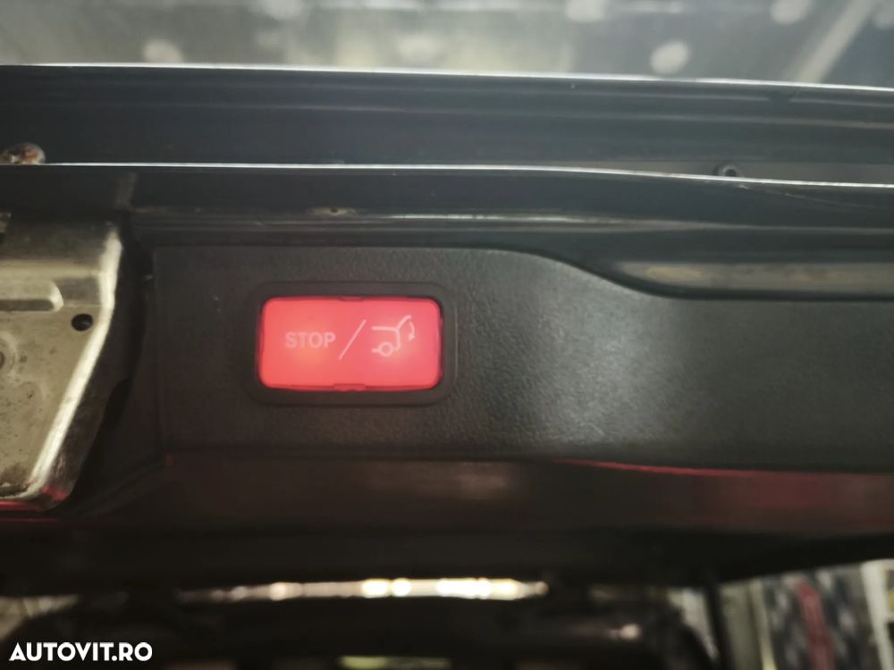 Mercedes-Benz V 300 d Extralang 4Matic 9G-TRONIC Exclusive - 26