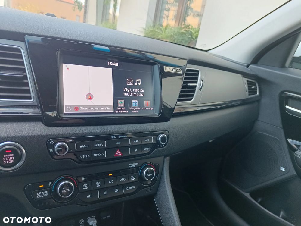 Kia Niro 1.6 GDI Hybrid L Business Line - 13