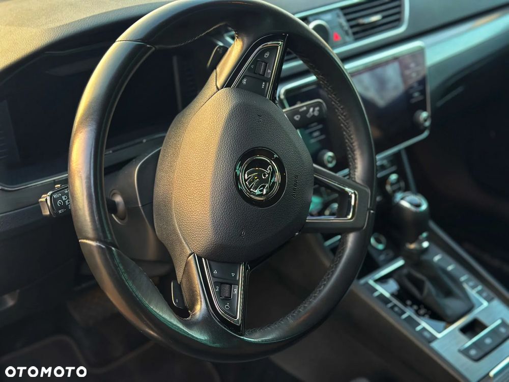 Skoda Superb 2.0 TDI SCR Style DSG - 14