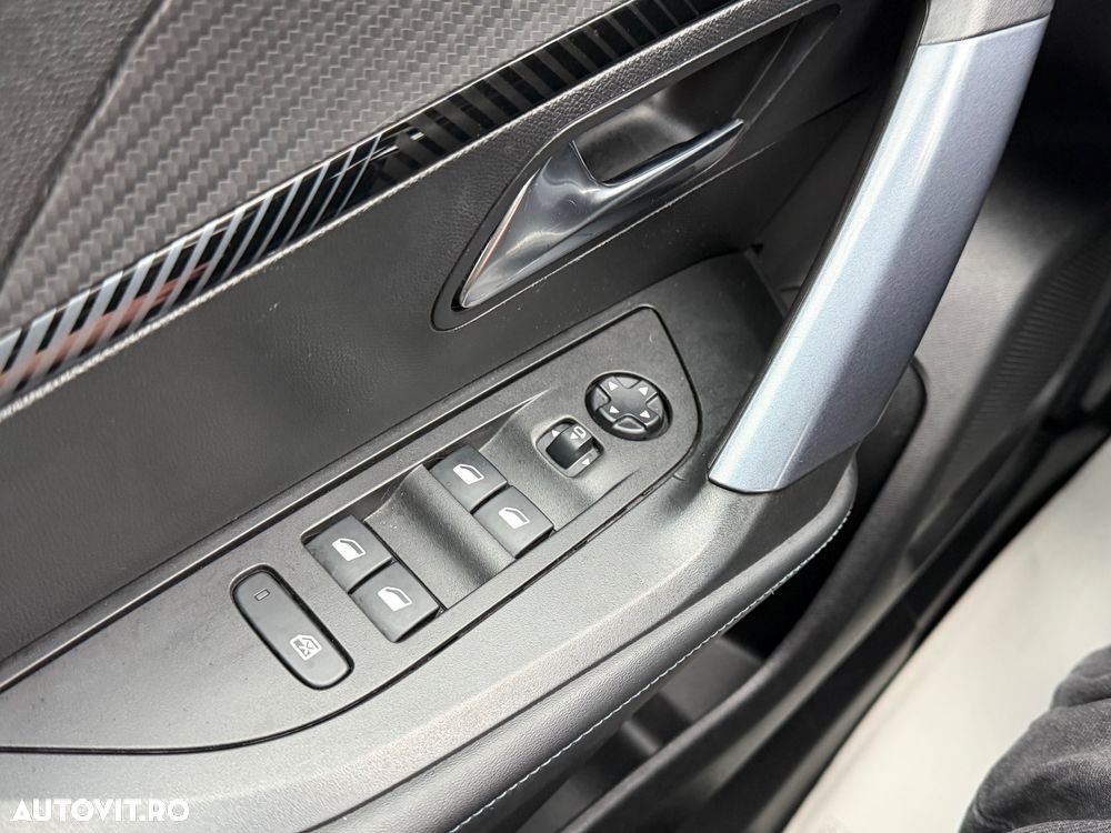 Peugeot 2008 1.5 BlueHDI STT Allure - 25