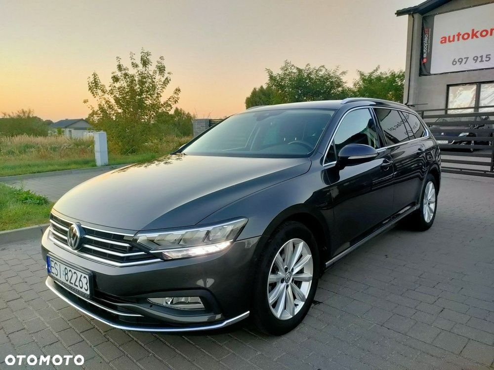 Volkswagen Passat - 2