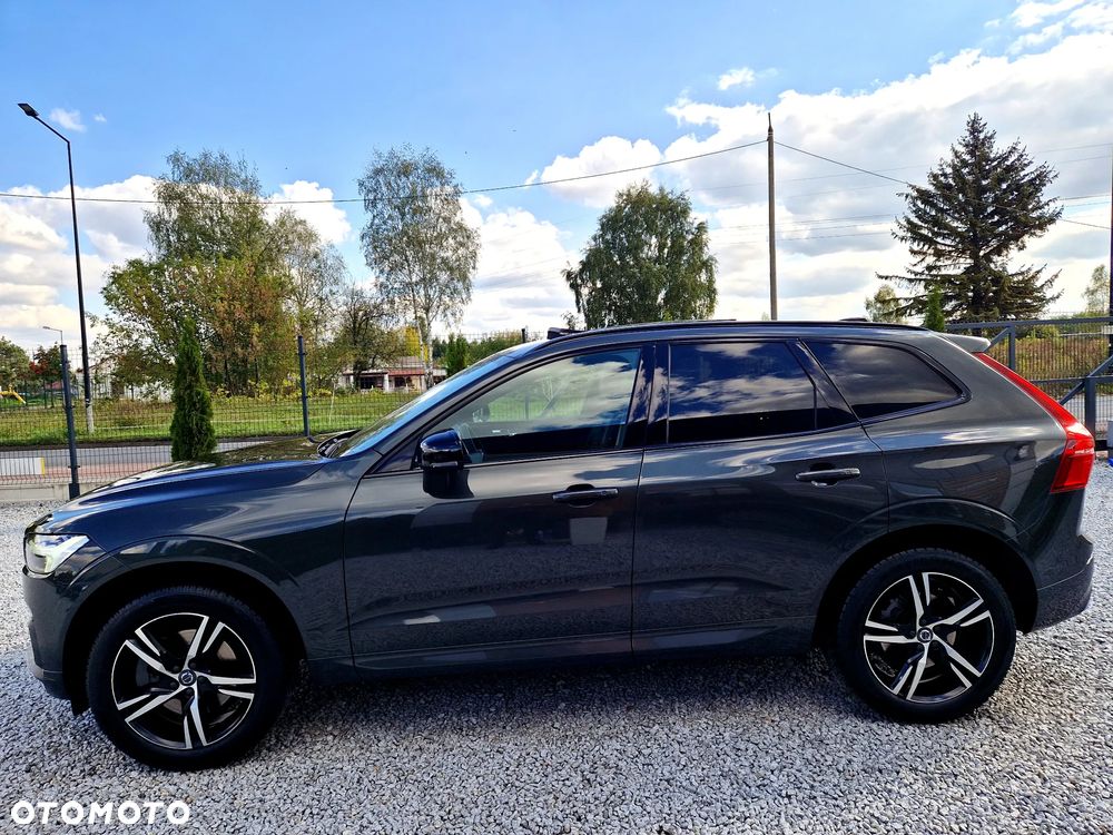 Volvo XC 60 B4 B Plus Dark - 33