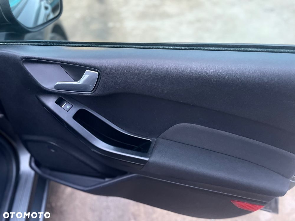 Ford Fiesta - 20