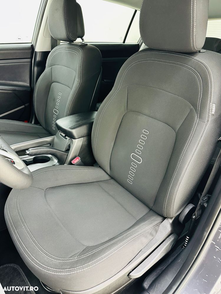 Kia Sportage 2.0 CRDI 4WD Dream-Team Edition - 15
