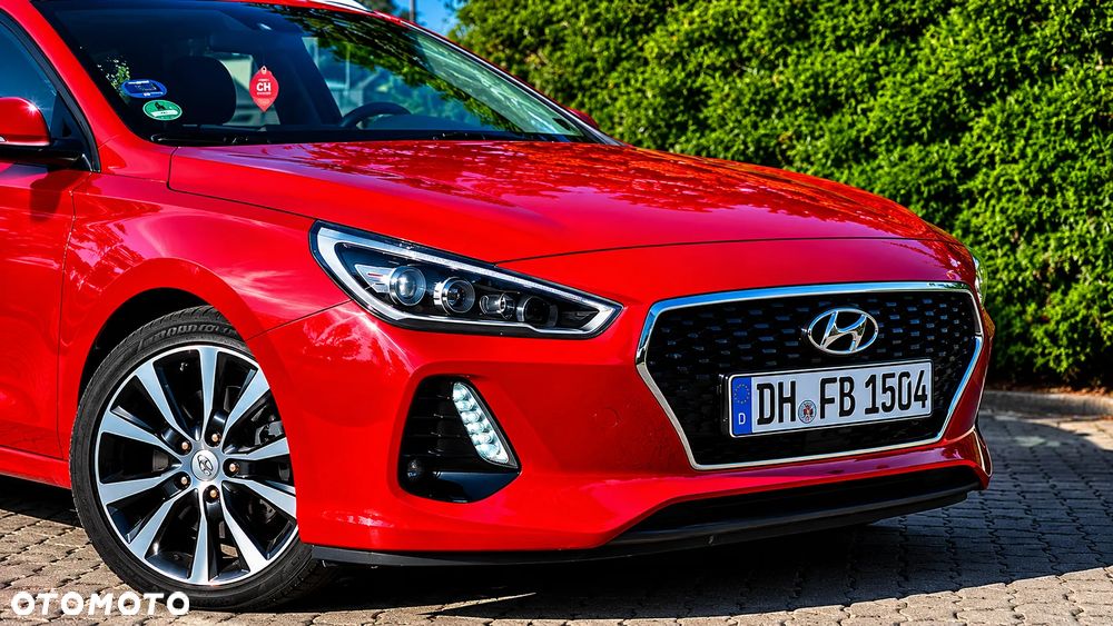 Hyundai i30 blue 1.6 CRDi Passion - 5