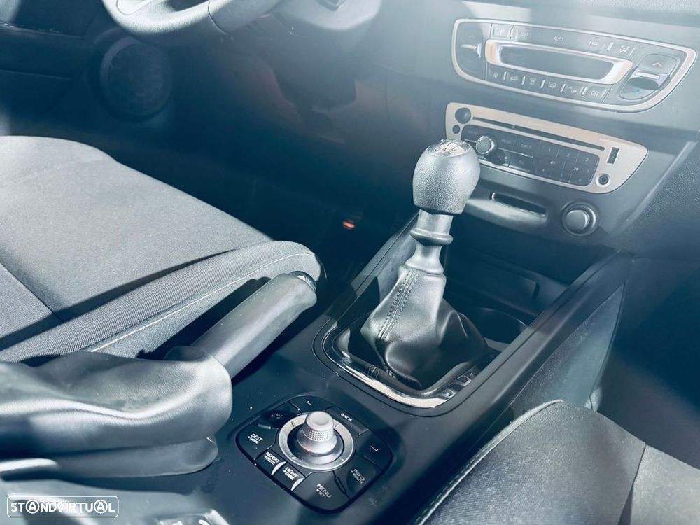 Renault Mégane 1.5 dCi Dynamique - 16