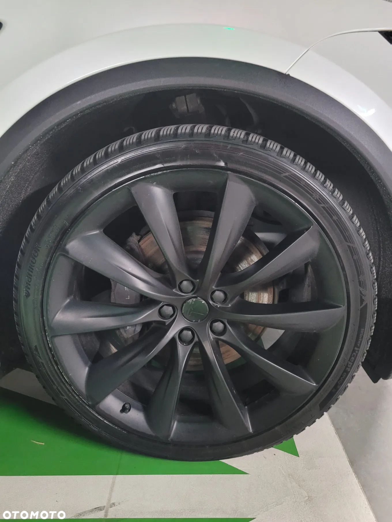 Tesla Model X Long Range Plus - 28