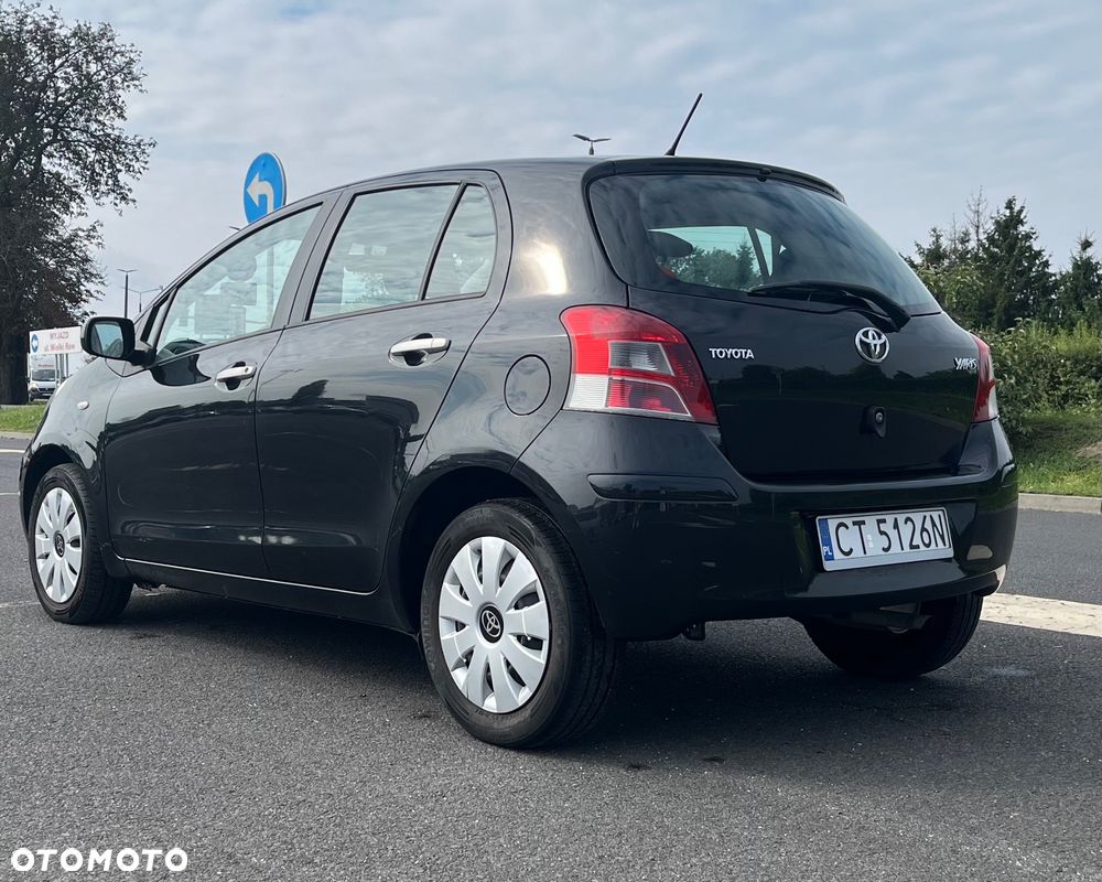 Toyota Yaris 1.33 VVT-i - 9