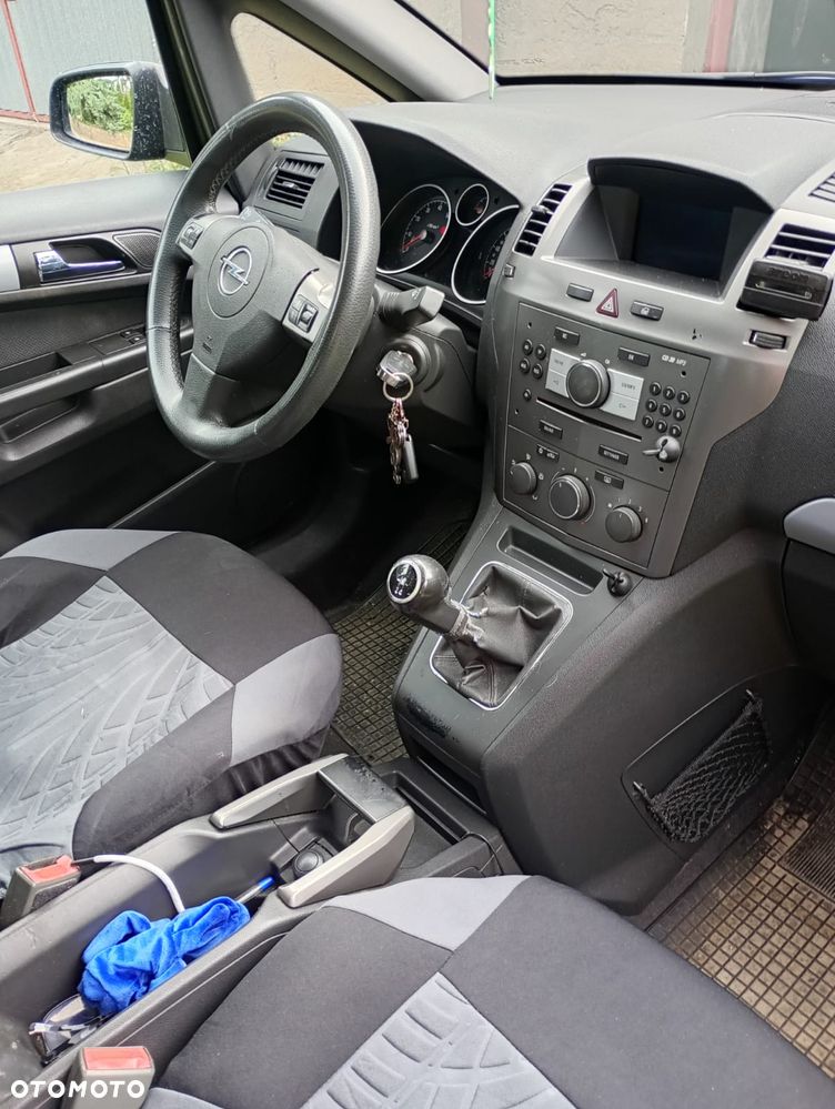 Opel Zafira 1.8 Enjoy - 4
