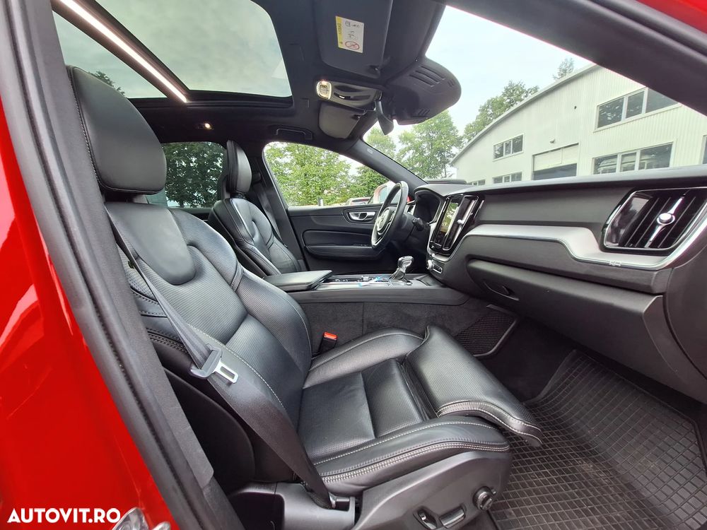 Volvo XC 60 D5 AWD R-Design - 17