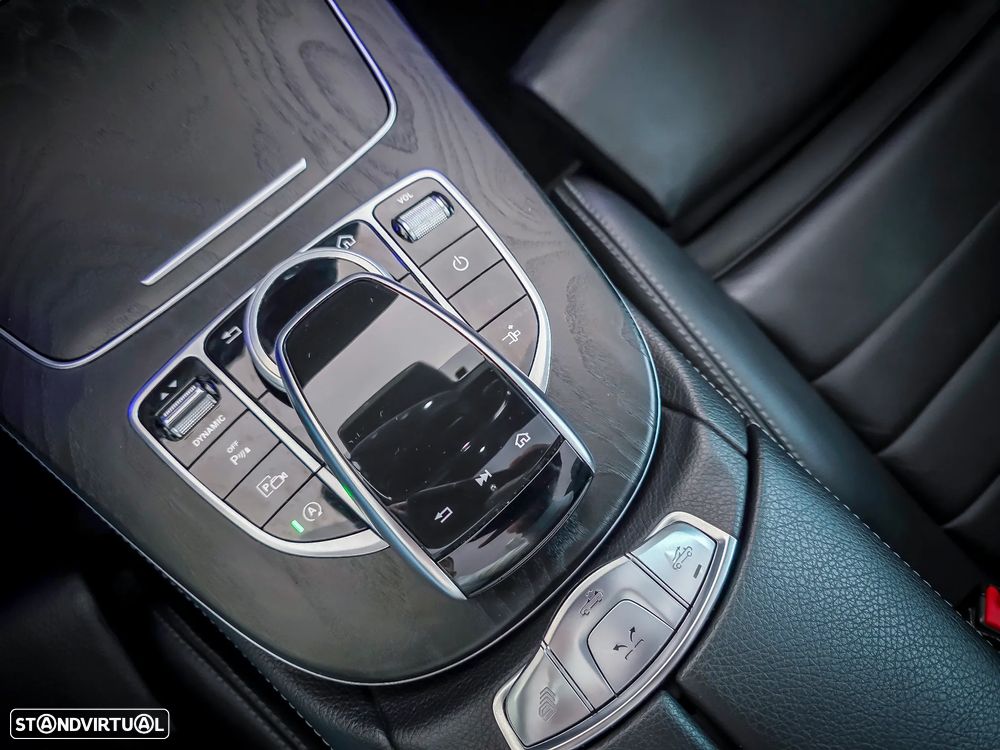 Mercedes-Benz E 220 d Cabrio 9G-Tronic AMG Line - 44