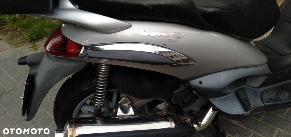 Piaggio Beverly - 7