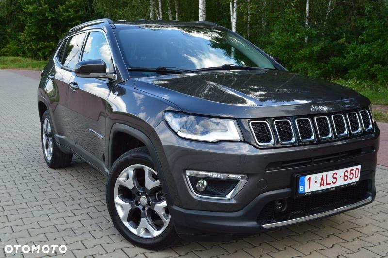 Jeep Compass - 38