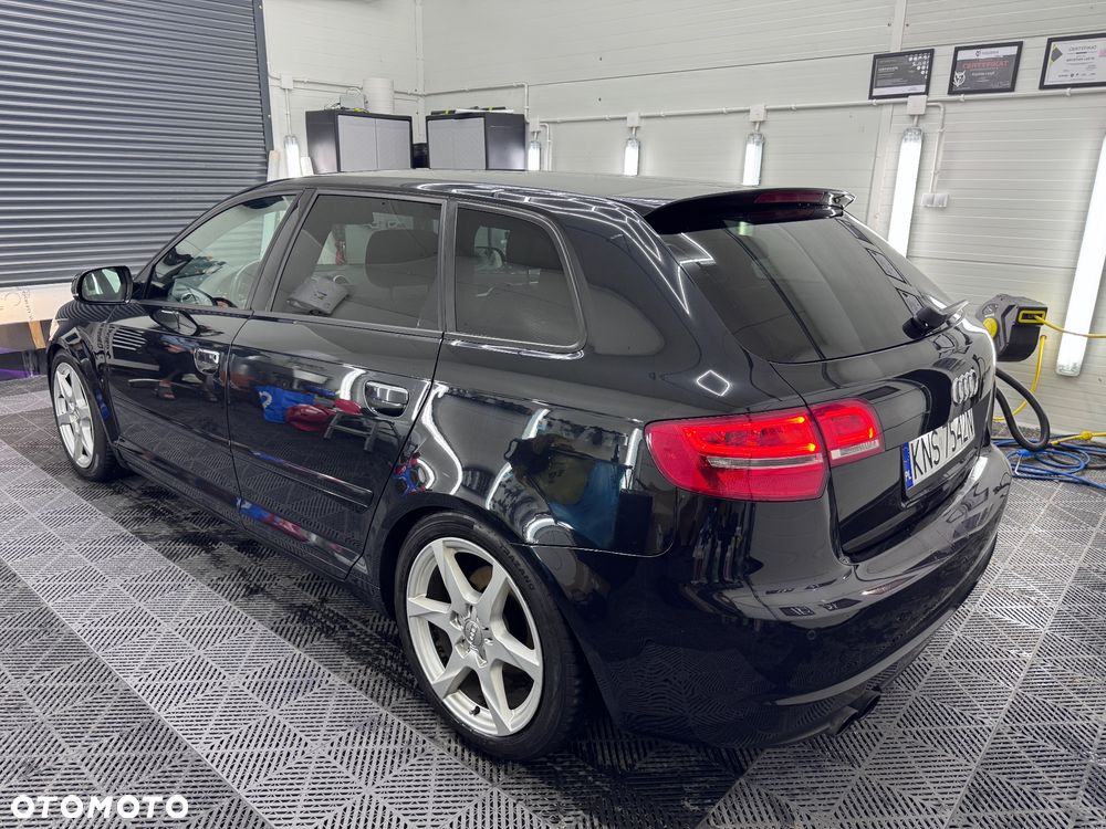 Audi A3 Sportback - 8