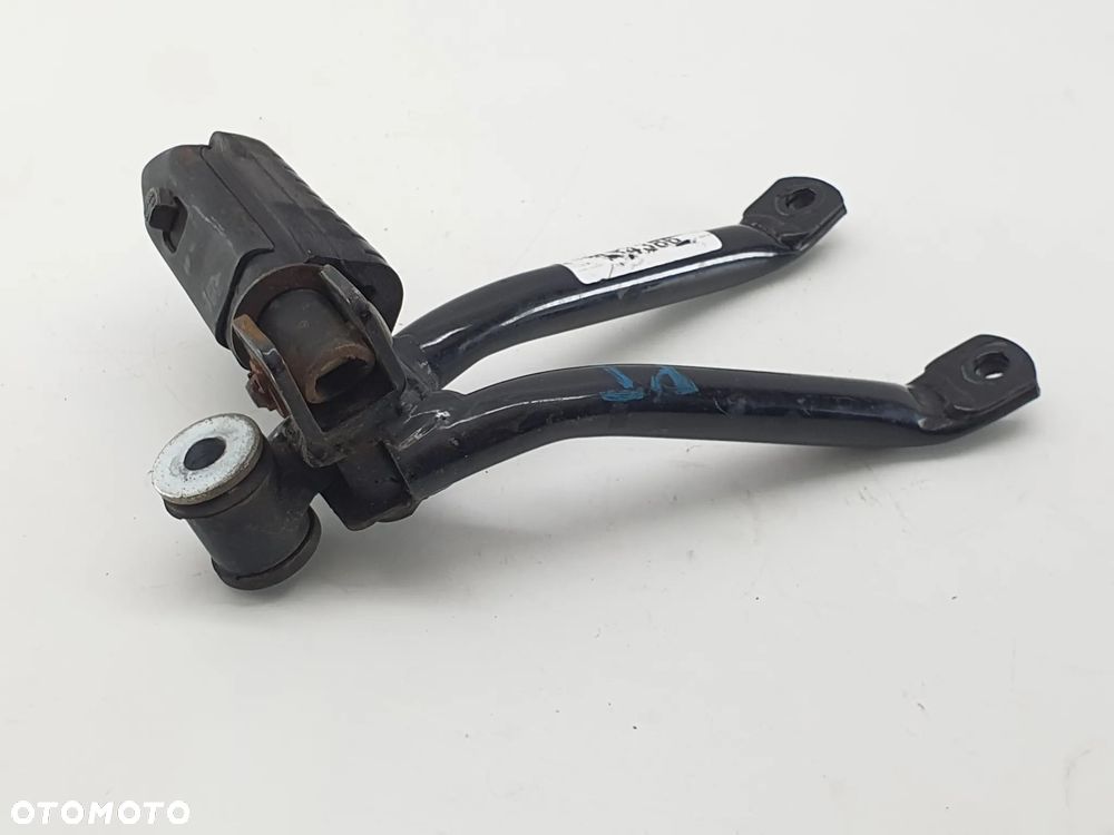 HONDA CBF 125 JC40 SET PODNÓŻEK PASAŻERA PRAWY - 5