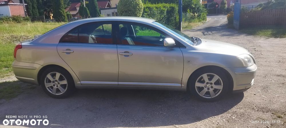 Toyota Avensis 1.8 VVT-i Sol - 5