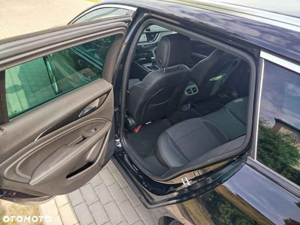 Opel Insignia - 15